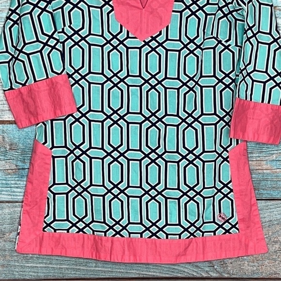 Simply Southern Tunic Top Small Geometric Print Blue Pink Split Sides Logo - Picture 3 of 9